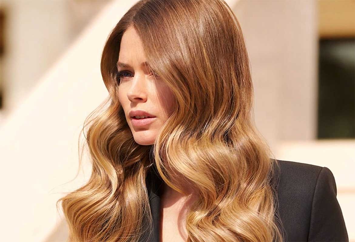 Pasar del rubio al bronde es muy sencillo con los tonos de Casting Crème Gloss de L’Oréal Paris que aportan unos reflejos luminosos y un color intenso.